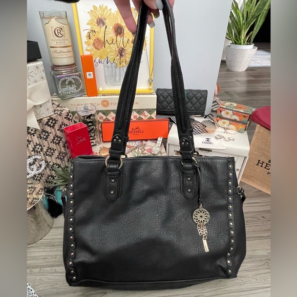 ✨🎁🖤Jessica Simpson Black Tote Bag🖤✨Good Preloved Condition - Picture 2 of 10